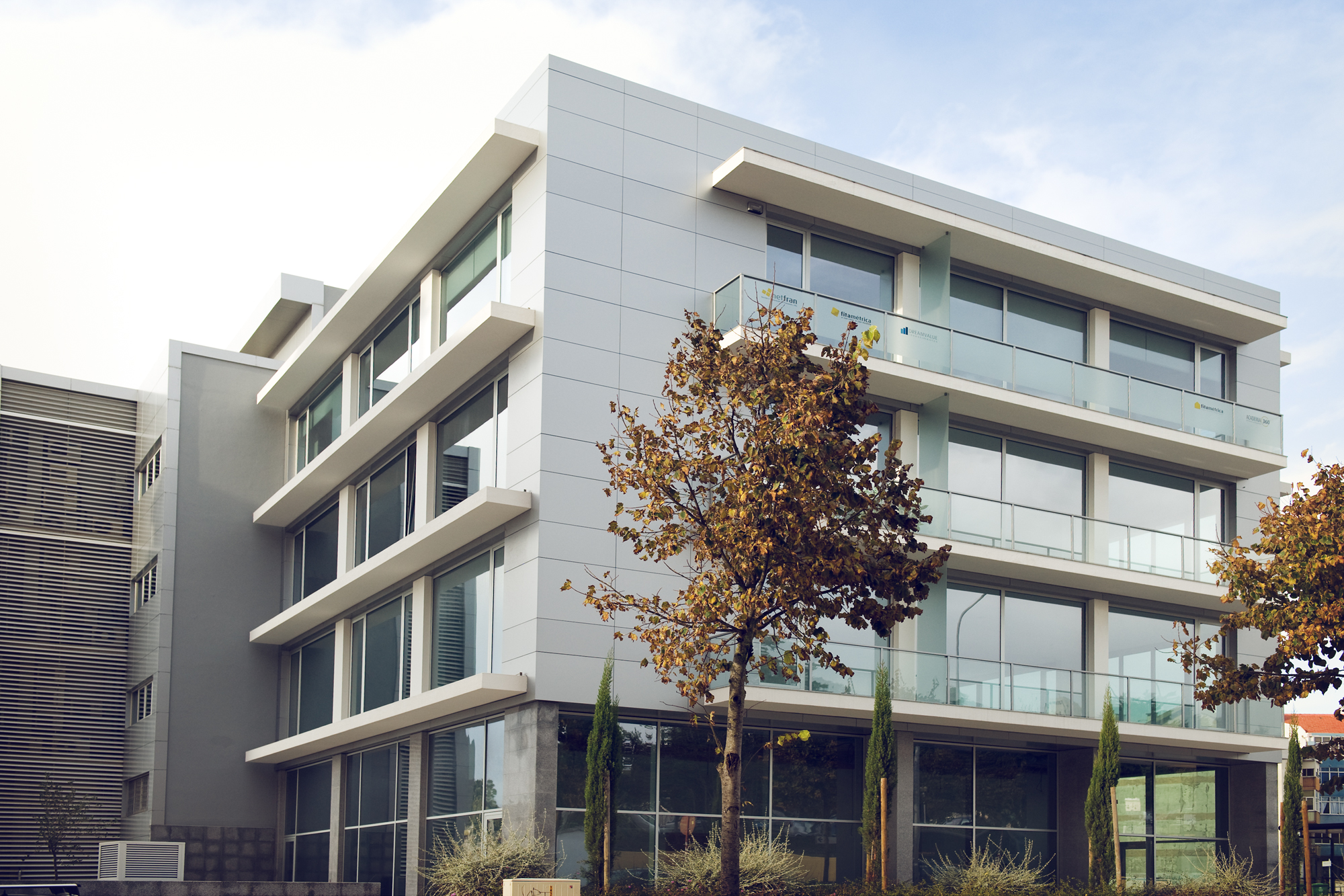 Carnaxide Business Center 45